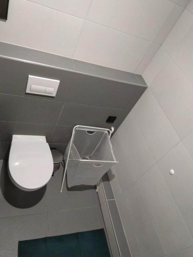 Apartament Zielona Wierzba Blisko Sky Tower Leilighet Wrocław Eksteriør bilde