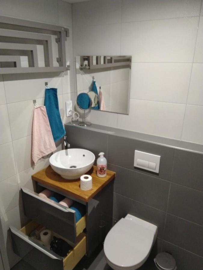 Apartament Zielona Wierzba Blisko Sky Tower Leilighet Wrocław Eksteriør bilde